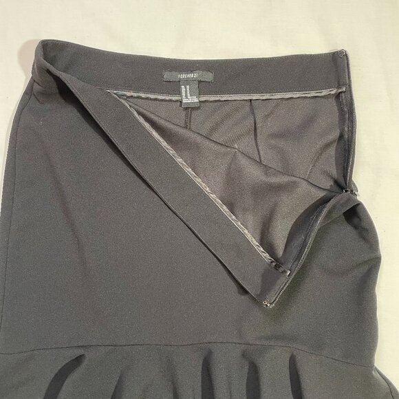 Forever 21 Ruffle Hi Low Mini Skirt Size Medium Black - Picture 9 of 11